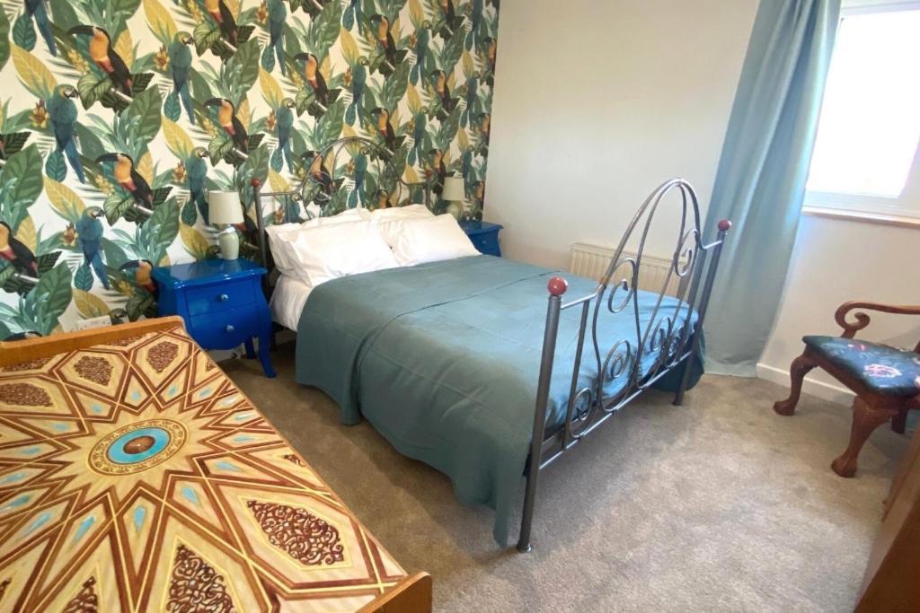 Lovely 3 Bedroom House In The Centre Of 拉文纳姆 外观 照片