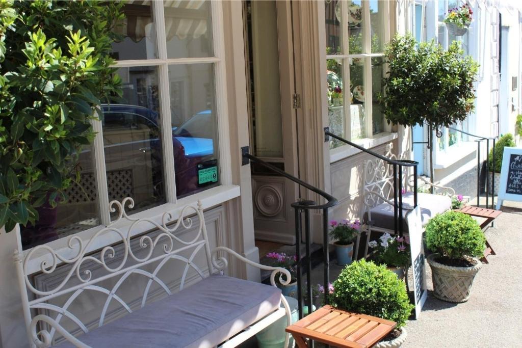 Lovely 3 Bedroom House In The Centre Of 拉文纳姆 外观 照片